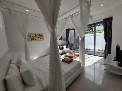 Seastone Luxury 1-Bedroom Pool Villa in Bang Tao