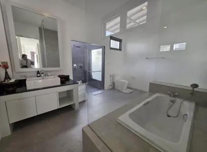 Seastone Luxury 1-Bedroom Pool Villa in Bang Tao