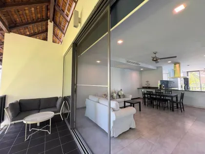 Geräumige 2-Zimmer Resort Wohnung nahe Bangtao Beach