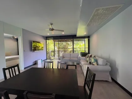 Geräumige 2-Zimmer Resort Wohnung nahe Bangtao Beach