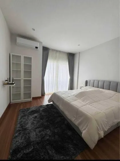 Geräumige 2+1 Schlafzimmer Wohnung mit Büro in Supalai Primo, Chalong