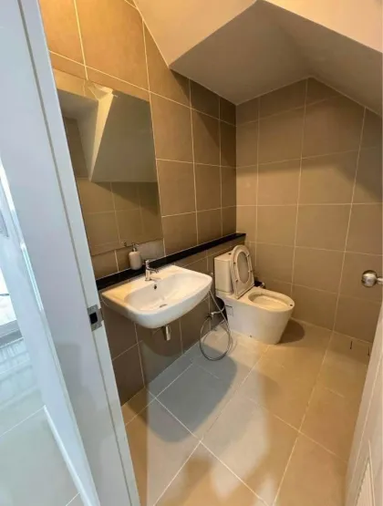 Geräumige 2+1 Schlafzimmer Wohnung mit Büro in Supalai Primo, Chalong