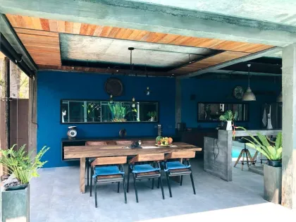 Haustierfreundliche Loft-Poolvilla zur Miete in Paklok, Phuket