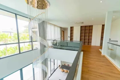 Luxuriöse 6-Schlafzimmer-Villa mit privatem Pool in Koh Kaew, Phuket