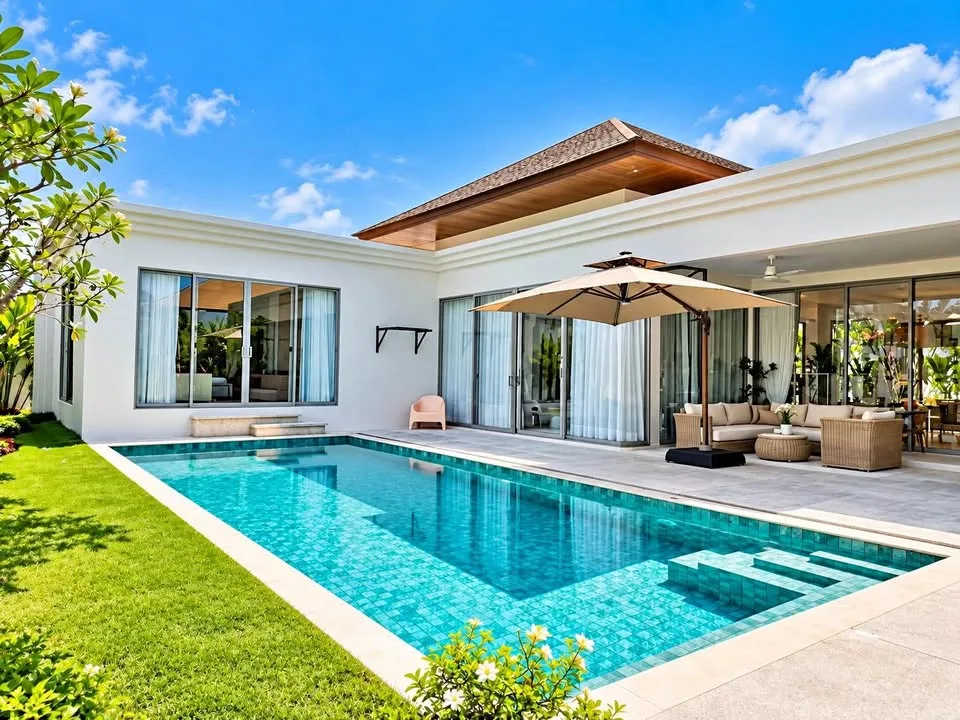 Villa de luxe 4 chambres à louer à long terme à Bang Tao Beach
