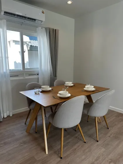 4 Schlafzimmer, 3 Badezimmer Wohnung zur Miete in Saransiri by Sansiri, Koh Kaew