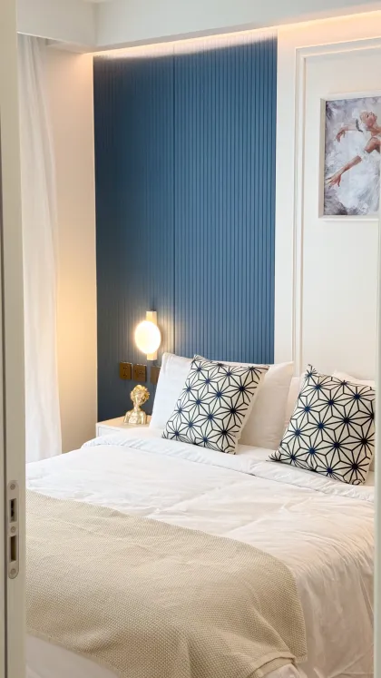 Sunshine A2002 — 2-Bedroom Apartment with Direct Pool Access