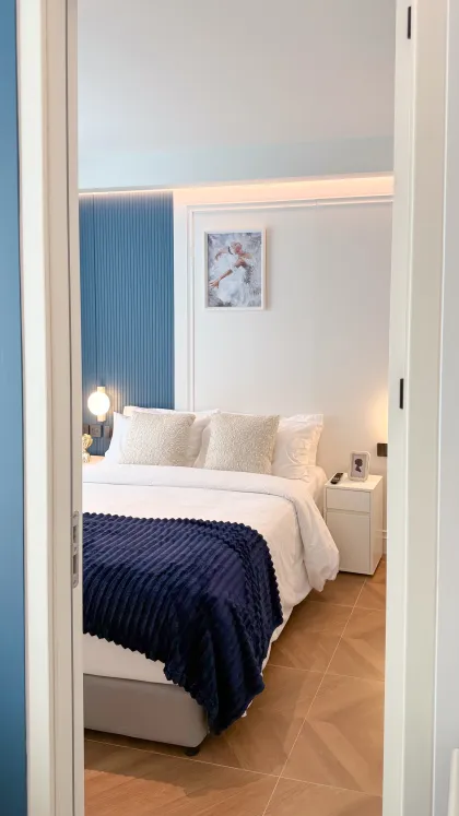 Sunshine A2007 – 2-Bedroom Apartment with Direct Pool Access