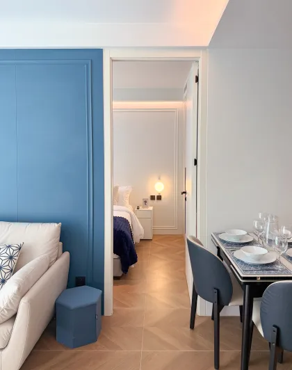 Sunshine A2007 – 2-Bedroom Apartment with Direct Pool Access