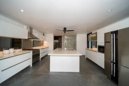 Layang Manor Four-Bedroom Garden Pool Villa for Rent in Cherng Talay