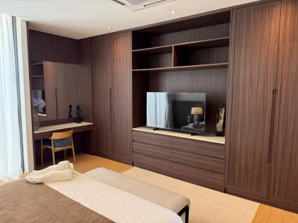 Boat Avenue Residence三卧四卫私人泳池别墅出租