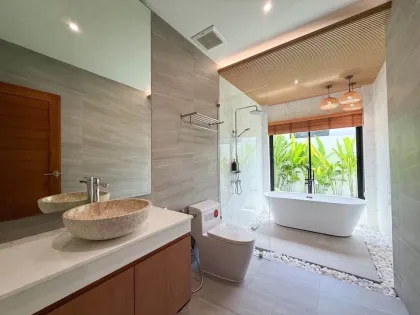 Villa 3 chambres 3 salles de bain à louer à Neramit 5 Village, près de Phuket Town