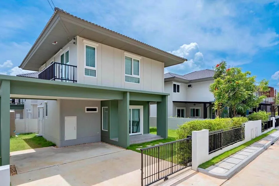 วิลล่าทันสมัย 3 ห้องนอน พร้อมสำนักงานใน Saransiri Retreat, เกาะแก้ว