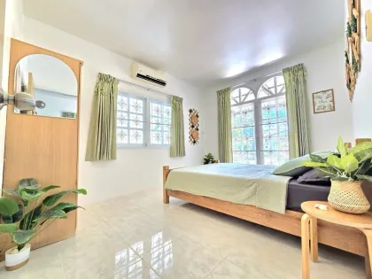 Villa en alquiler en Patong, 2 habitaciones y 2 baños