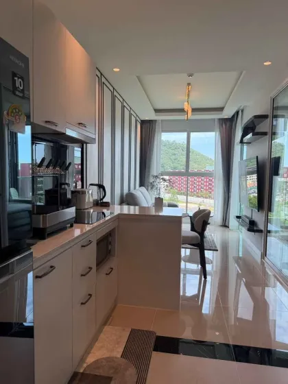 Cozy 1-Bedroom Condo with Mountain & City View for Rent in Phuket Town