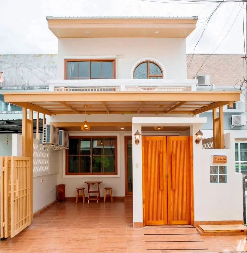 Newly Renovated 3-Bed, 3-Bath Townhouse for Rent in Phuket Town