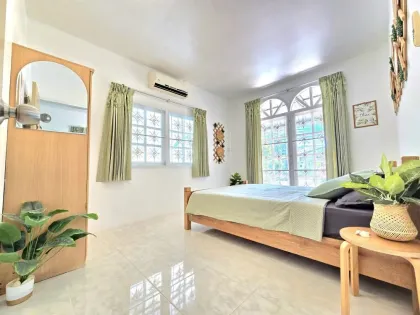 Haus zur Miete in Patong - 2 Schlafzimmer, 2 Badezimmer