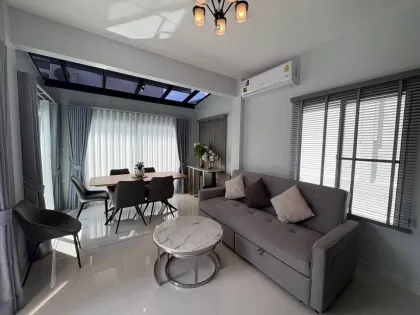 Freistehende Villa mit 4 Schlafzimmern und 3 Bädern mit Pool zur Miete in Koh Kaew