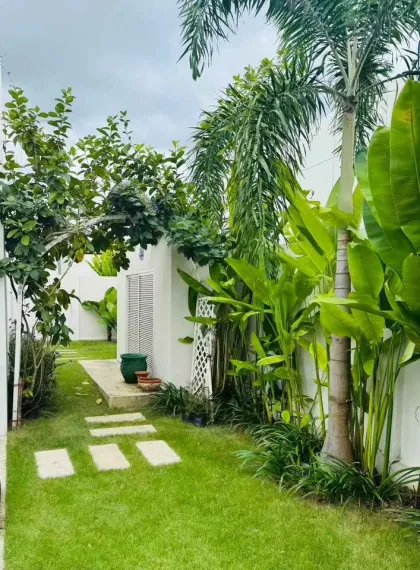 4 Schlafzimmer, 3 Badezimmer Villa zur Miete in Trichada Breeze, Bang Tao