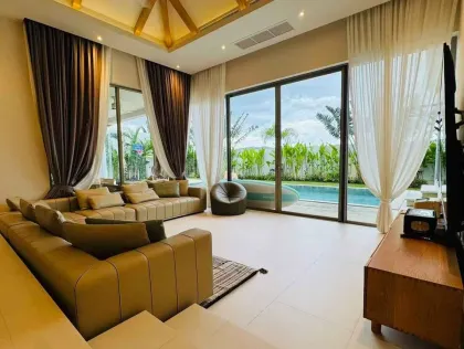 4 Schlafzimmer, 3 Badezimmer Villa zur Miete in Trichada Breeze, Bang Tao