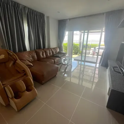 Supalai Palm Springs 3-Bedroom, 3-Bathroom Townhouse for Rent