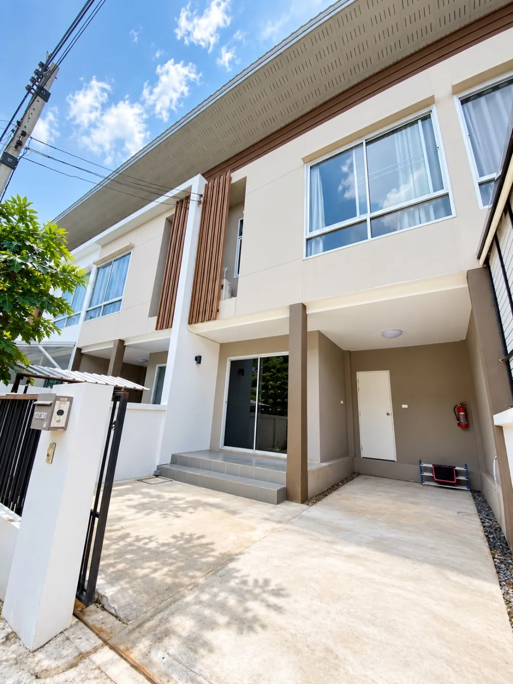 Reihenhaus in Thalang Paklong, Miete 16.000 THB/Monat