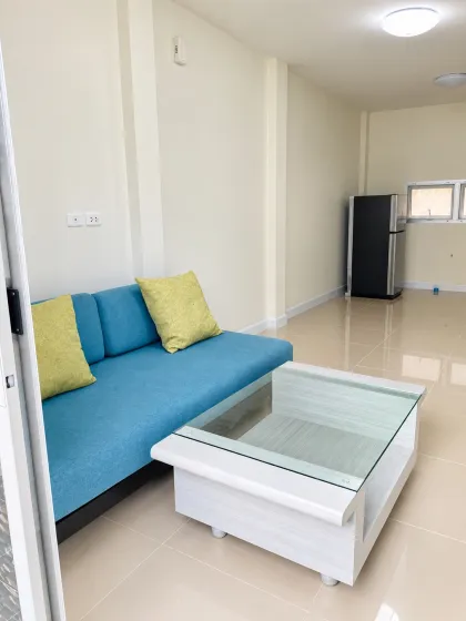 Reihenhaus in Thalang Paklong, Miete 16.000 THB/Monat
