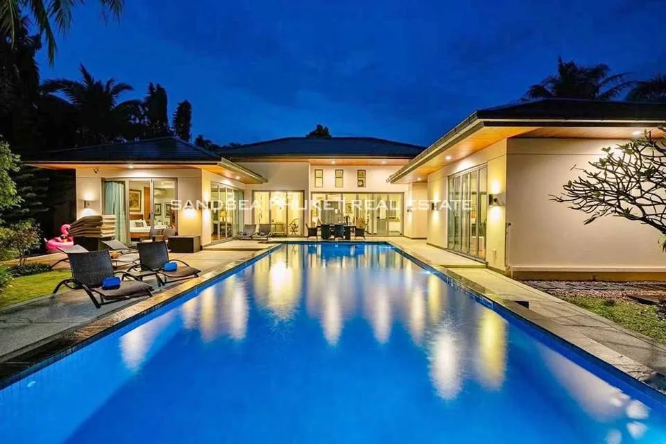 Villa privée 4 chambres avec piscine à louer à Bang Tao