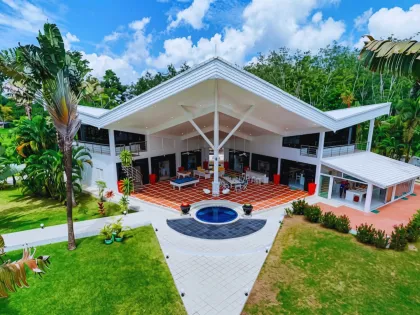 5 Schlafzimmer Privatpool-Villa zu vermieten | Delta House