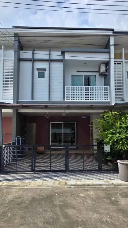 3-Bedroom Townhouse for Rent in Habitown, Koh Kaew, Phuket