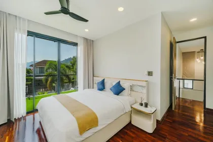 Villa privada con piscina, 3 habitaciones y 4 baños en alquiler en Rawai