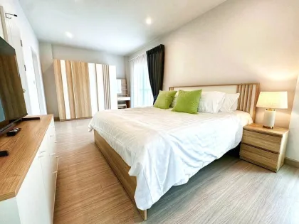 Supalai Lake Ville Villa mit 3 Schlafzimmern und 2 Bädern zur Miete