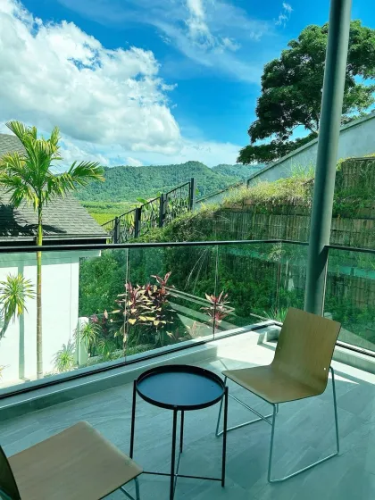วิลล่าสระว่ายน้ำวิวสวย 4 ห้องนอน บางเทา