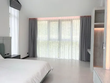 วิลล่าสระว่ายน้ำวิวสวย 4 ห้องนอน บางเทา