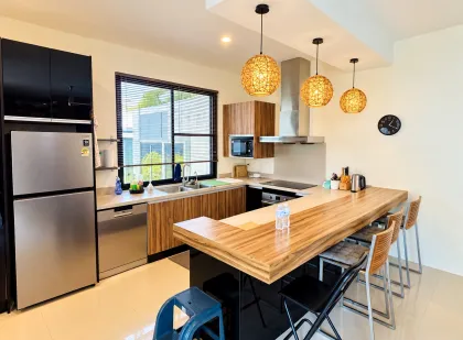3-Bedroom Villa for Rent in Rawai, Phuket - 75k THB