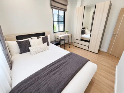 Maison neuve 4 chambres à Crown Estate, Koh Kaew