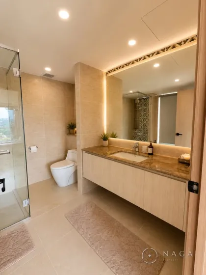 2-комнатная квартира в аренду в The Ozone Condominium, Чернгталай, Пхукет
