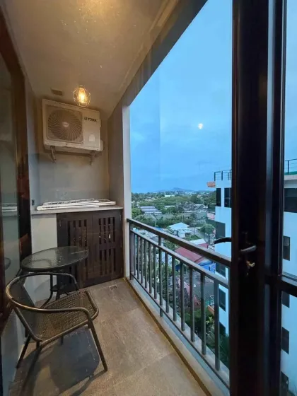 Condo style loft 1 chambre 1 salle de bain proche plage de Nai Harn