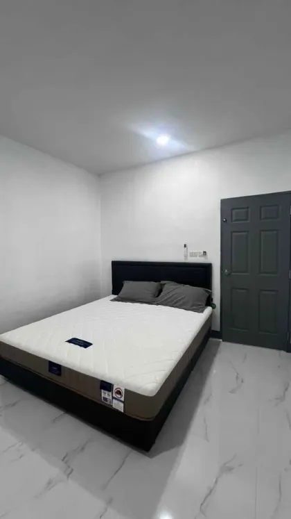 Casa de un piso con 2 dormitorios y 1 baño en alquiler en Rawai
