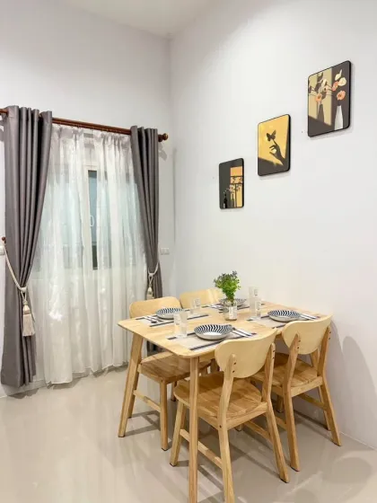 คอนโด 2 ห้องนอน 2 ห้องน้ำ ที่ The Rich Nayai ในฉลอง ภูเก็ต