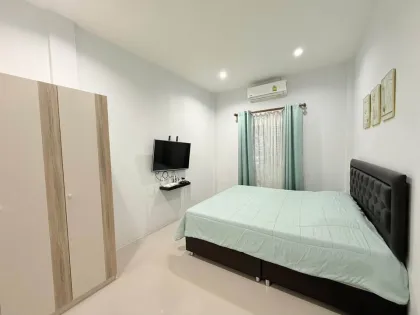 คอนโด 2 ห้องนอน 2 ห้องน้ำ ที่ The Rich Nayai ในฉลอง ภูเก็ต