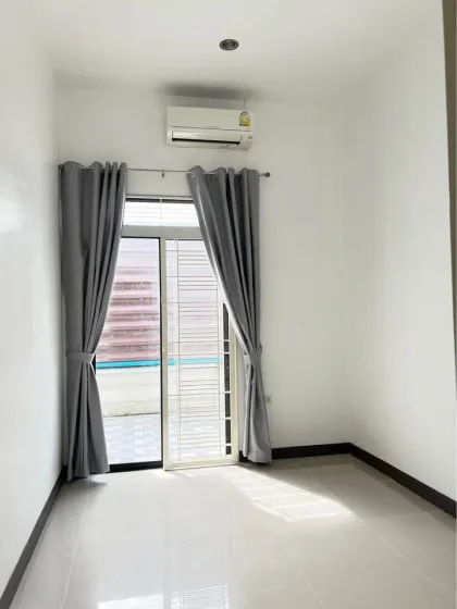 บ้านเช่า 3 ห้องนอน 2 ห้องน้ำ ที่ Si Suchart Grand View 5, ราไวย์