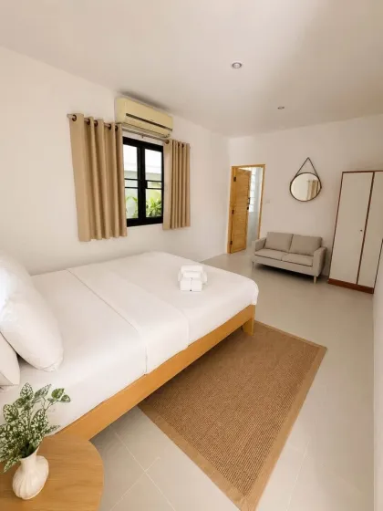 Moderne Bali-Stil Privatpool Villa zur Miete in Cherngtalay