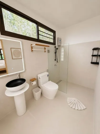 Moderne Bali-Stil Privatpool Villa zur Miete in Cherngtalay