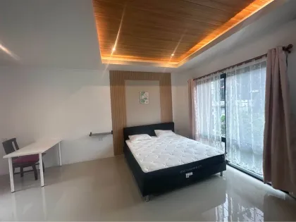 บ้านให้เช่า 2 ห้องนอน 2 ห้องน้ำ หมู่บ้านใบไม้ หลังรพ.กรุงเทพ ภูเก็ต