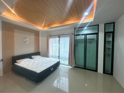 บ้านให้เช่า 2 ห้องนอน 2 ห้องน้ำ หมู่บ้านใบไม้ หลังรพ.กรุงเทพ ภูเก็ต