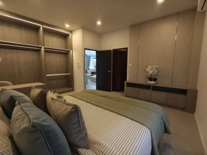 Villa de esquina con piscina nueva en alquiler en Thalang, Phuket