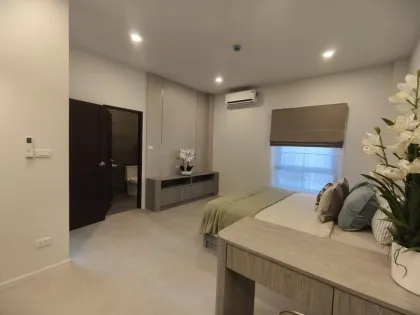 Villa de esquina con piscina nueva en alquiler en Thalang, Phuket