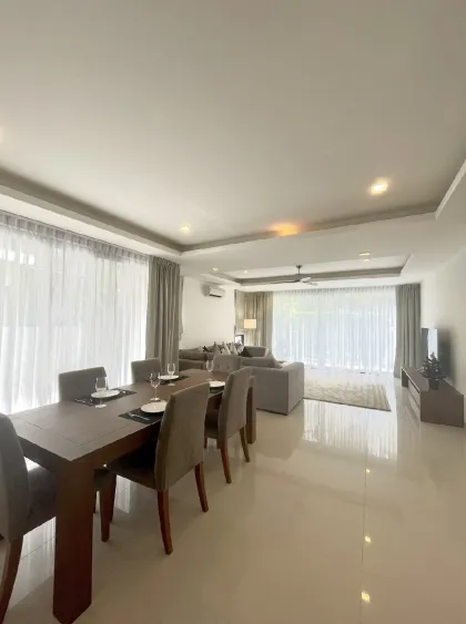 Laguna Park1 Villa – 4 Schlafzimmer, 5 Bäder zur Miete