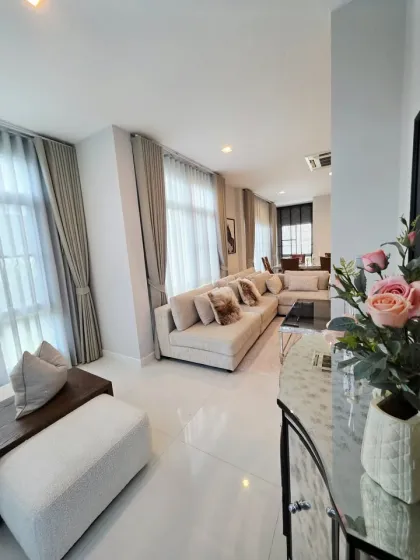 บ้านให้เช่า 4 ห้องนอน 5 ห้องน้ำ ที่สีวลี รัษฎา ภูเก็ต